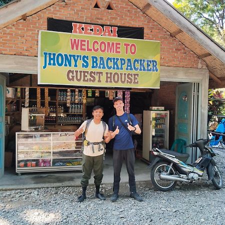 Jhony'S Backpacker-Guest House Only Stay Here Book Treking With Us Bukit Lawang Kültér fotó