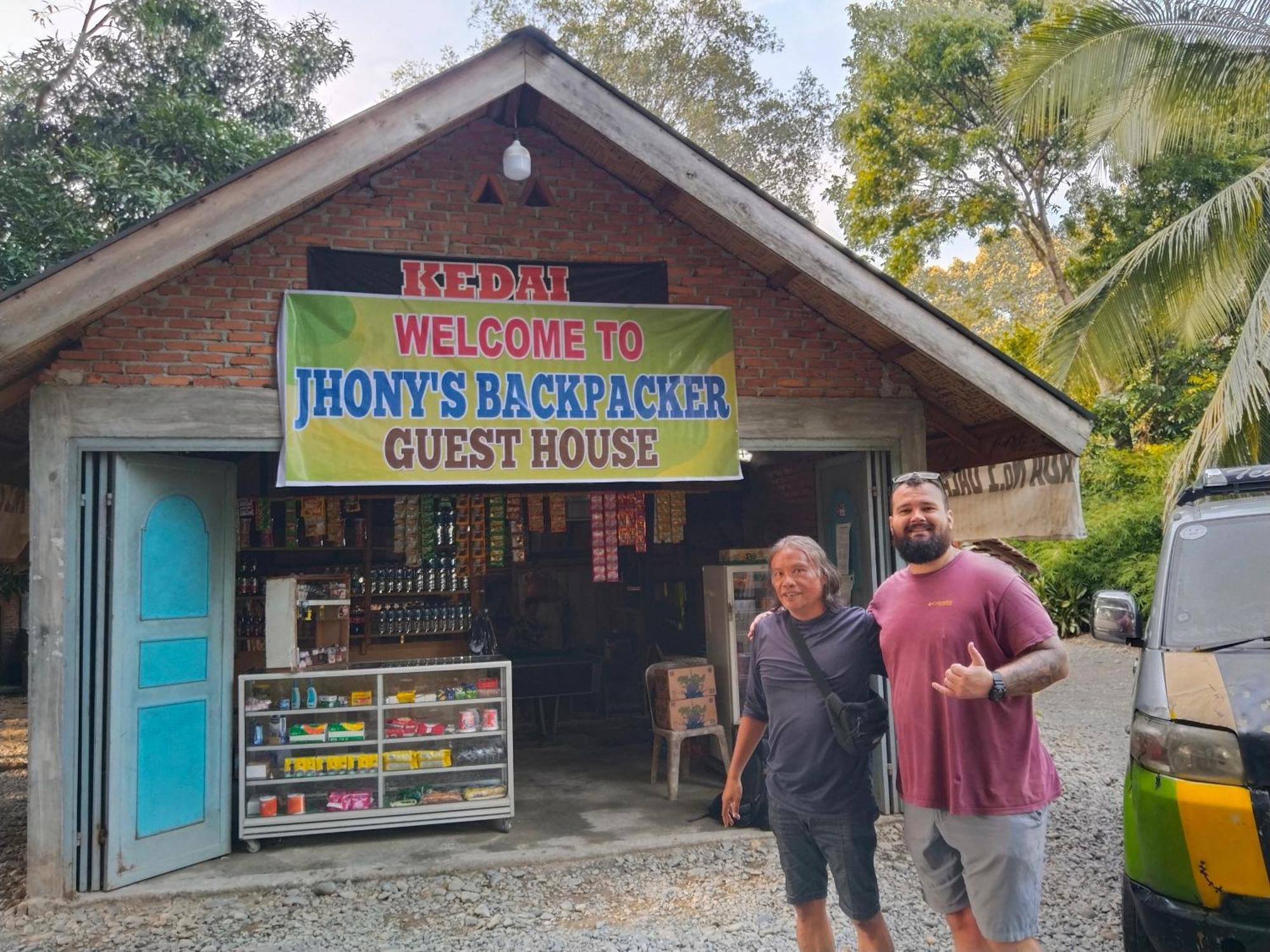 Jhony'S Backpacker-Guest House Only Stay Here Book Treking With Us Bukit Lawang Kültér fotó